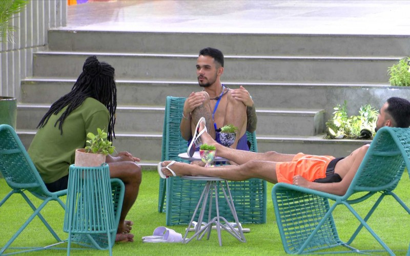 Em conversa com Diogo Almeida, gêmeos falam de Aline: