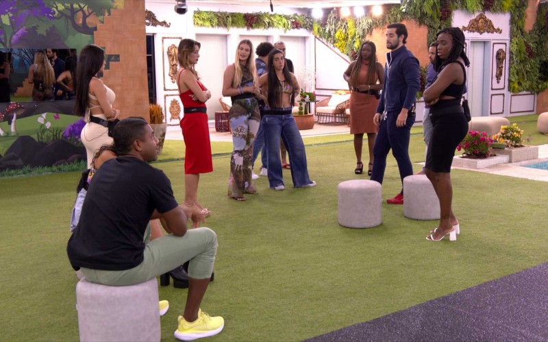 Em conversa com Matteus, Yasmin critica jogo de Davi e dá fora em brother