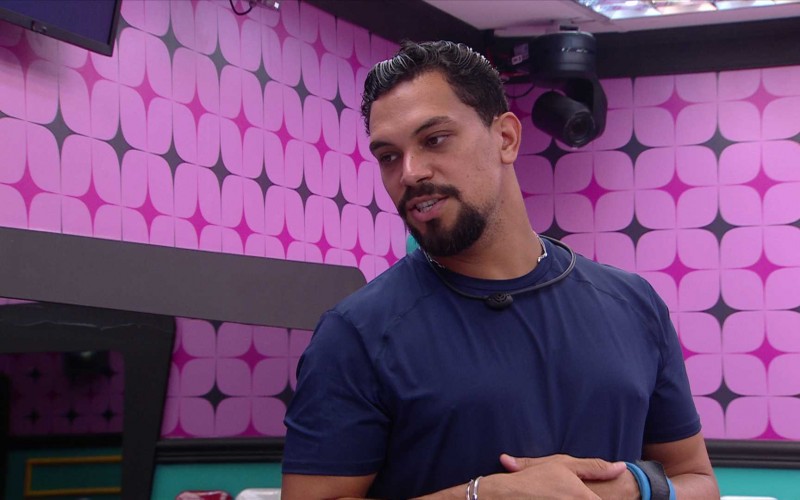 Em conversa sobre o casal do BBB 25, VinÃcius afirma que Aline