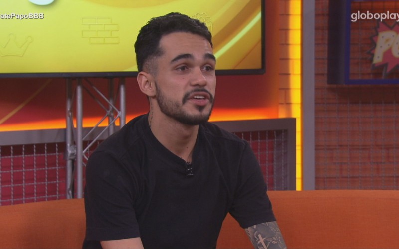 Emocionado, João Gabriel declara sobre o irmão: