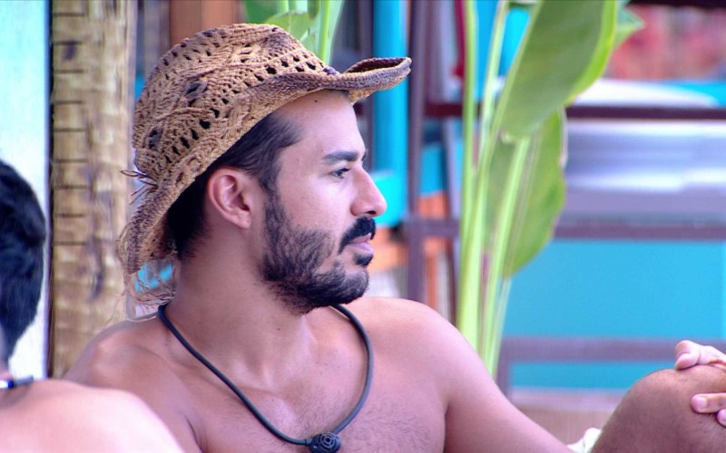 Emparedado, Mateus responde como se sente no BBB 25: