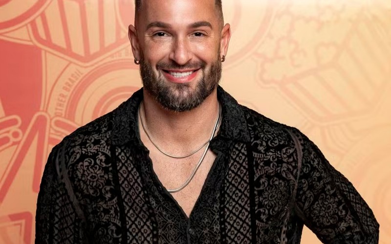 Estilista comenta look de Diego Hypolito: