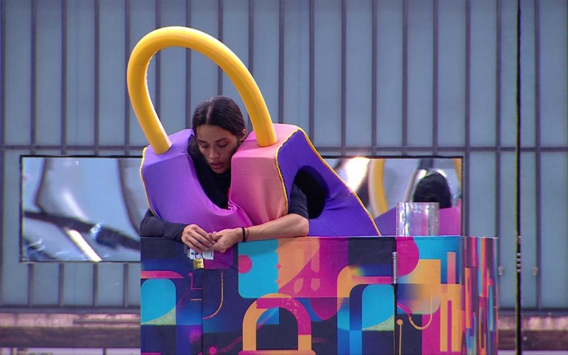 Eva chora após completar 3 horas em segunda busca por chave no Castigo do Monstro