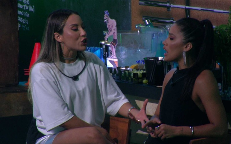 Eva conversa com Renata sobre sister e analisa sua postura no BBB 25: