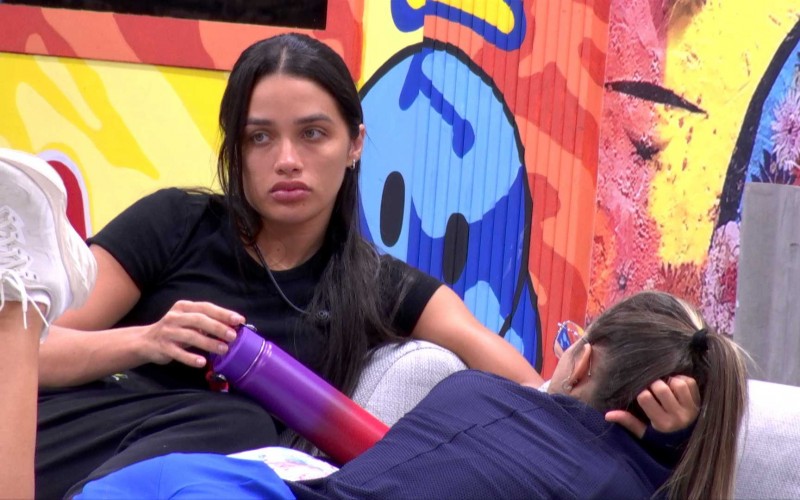 Eva revela para quem daria a Mira do Líder