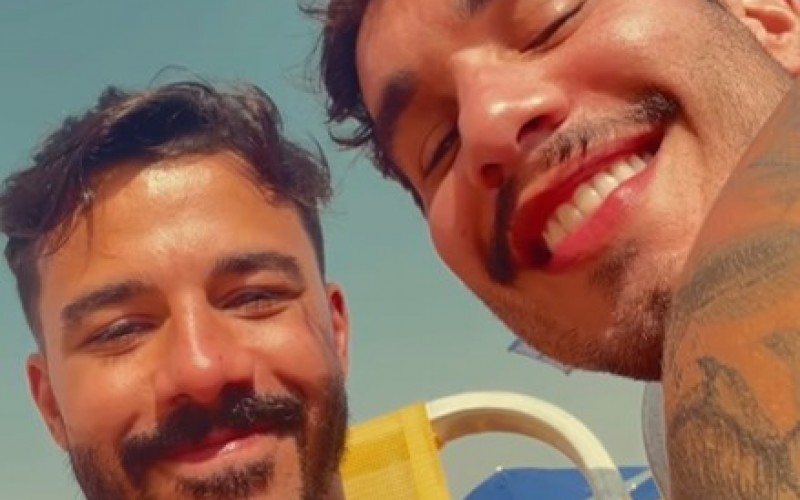 Ex-BBB Mateus Pires reata namoro com Junior Souto: