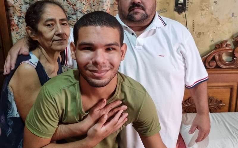 Família de Vinicius, do BBB22, diz que a cidade de Crato-CE está em festa: