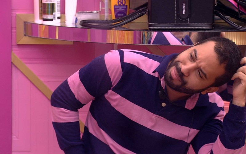 Gilberto comenta sensação de escapar do segundo Paredão do BBB21: