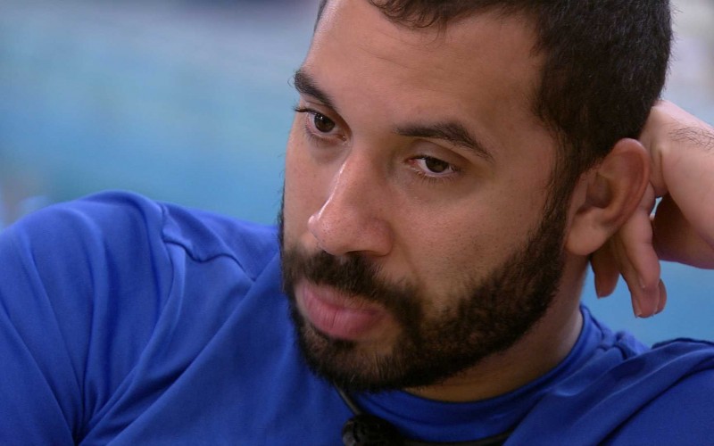 Gilberto comenta trajetória de sister no BBB21: ‘Queria resgatar a Lumena’