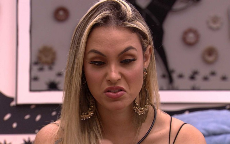 Gilberto e Sarah falam sobre jogo de Nego Di no BBB21, e sister avalia: ‘Acho ácido