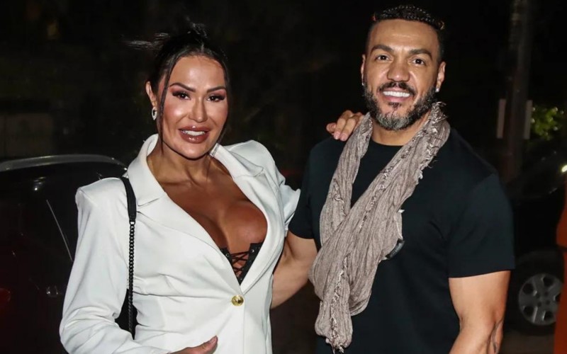 Gracyanne Barbosa fala sobre a família de Belo morar com ela: