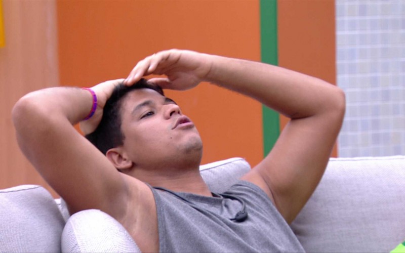 Guilherme cria estratégia usando a Central do Líder no BBB 25: