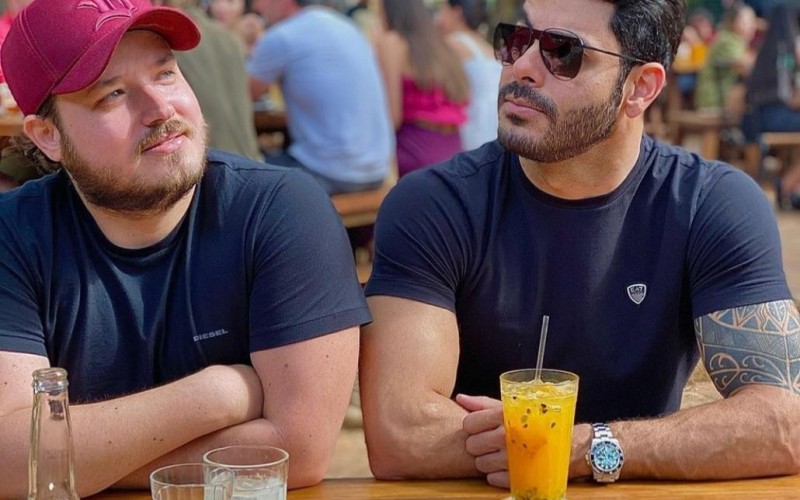 Israel, da dupla com Rodolffo, do BBB21, aprova dividir o palco com Caio e brinca: ‘Vamos formar um trio de breganejo’