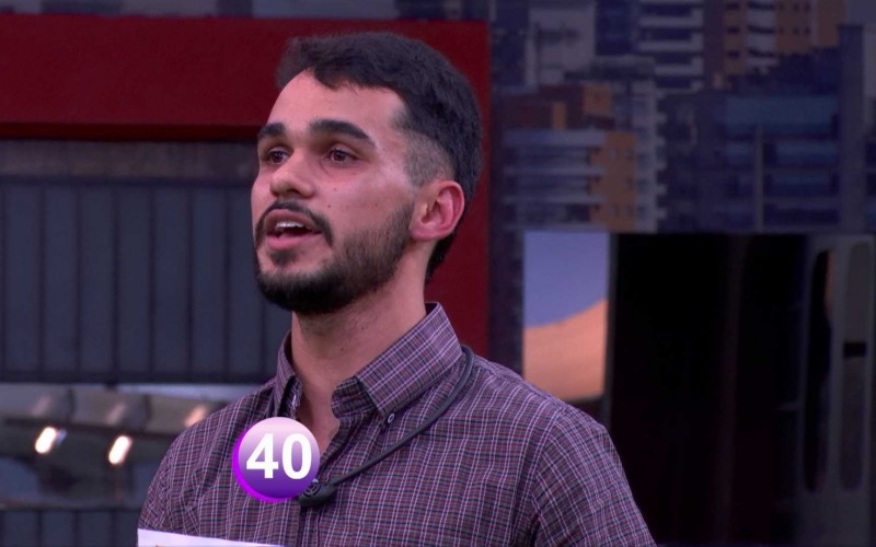 João Gabriel tira medalha olímpica de Diego Hypolito e critica postura no BBB 25: