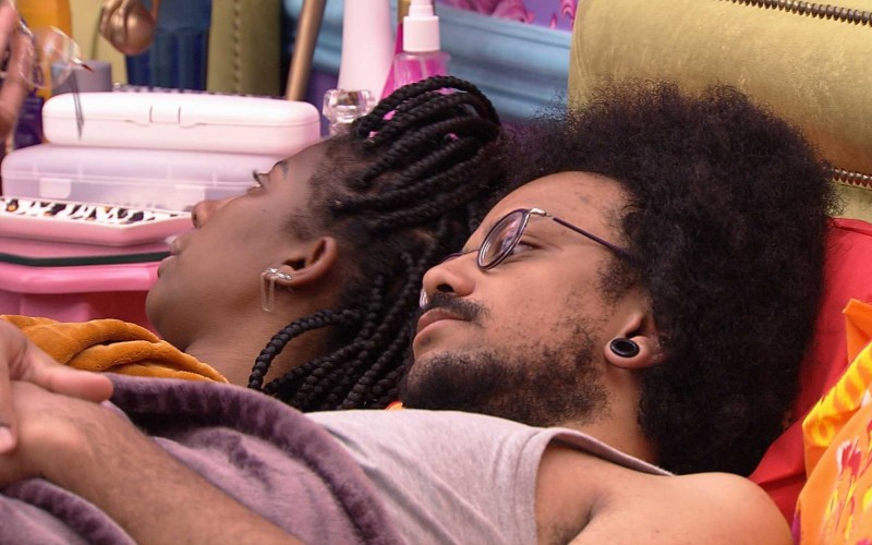 João Luiz fala sobre BBB21 com Camilla de Lucas: