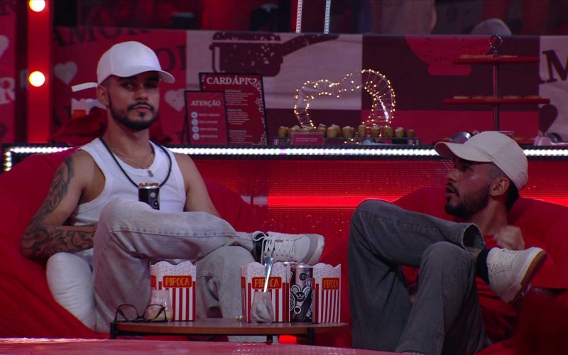 João Pedro desabafa com João Gabriel e revela que