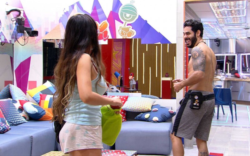 Juliette analisa Queridômetro do BBB21 e diz para Rodolffo: