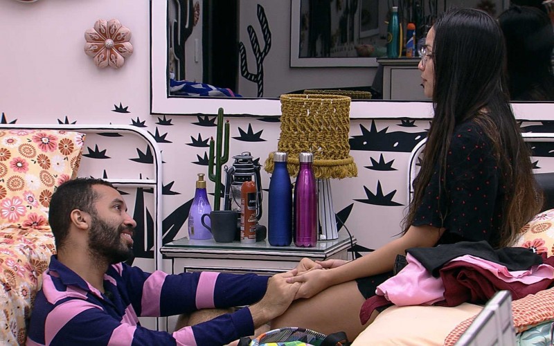 Juliette revela desejo para Gilberto: