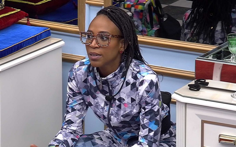 Karol Conká agradece Arthur por comportamento: