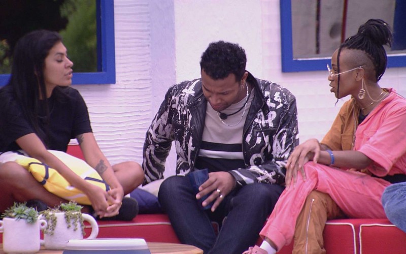 Karol Conká dispara sobre brother: