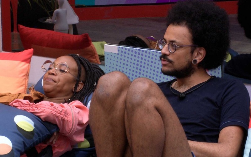 Karol Conká diz para João Luiz no BBB21: