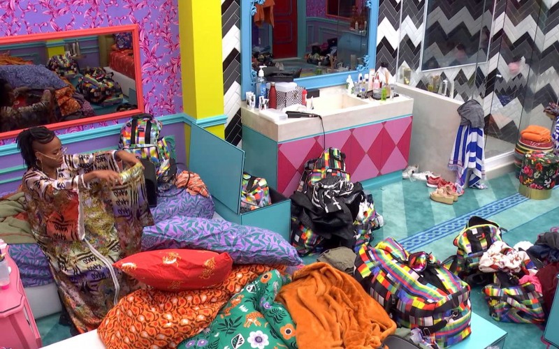 Karol Conká relata para Sarah sobre o BBB21: