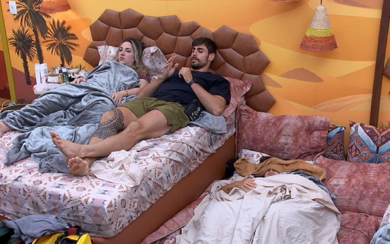 Larissa discute com brother sobre estalecas e dispara: