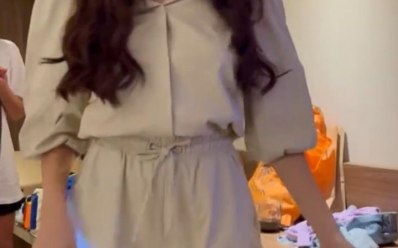 Lollipopers assistem à Final do BBB 22 com Tiago Abravanel e Gustavo