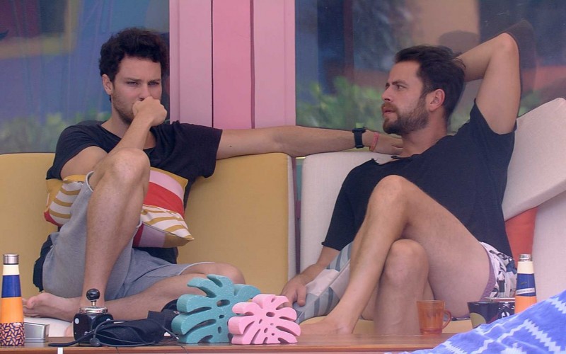 Lucas, do BBB 22, calcula a possibilidade de oito votos em Larissa no próximo Paredão