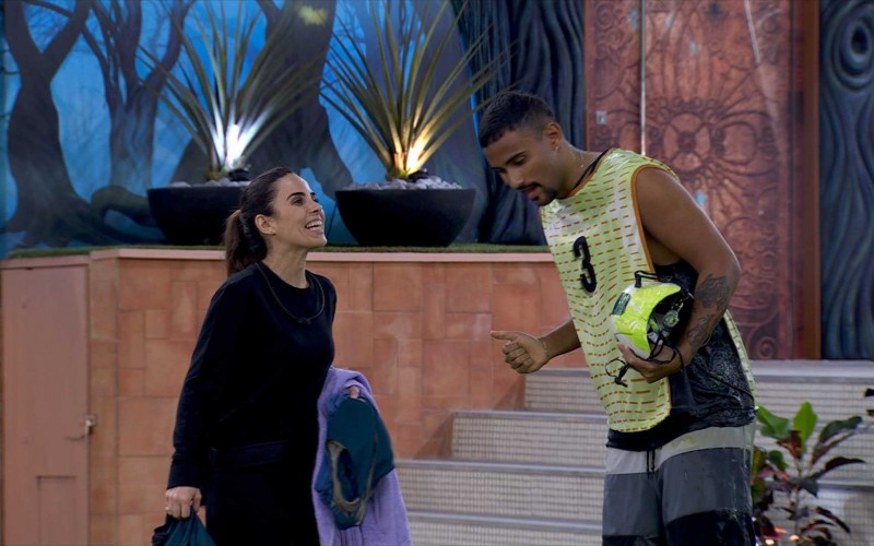 Lucas Pizane, do BBB 24, retorna para casa após deixar Prova do Líder