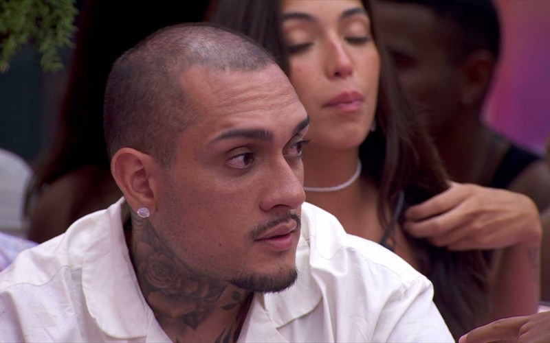 Lucas Pizane e MC Bin Laden negam que façam parte de grupo no BBB 24