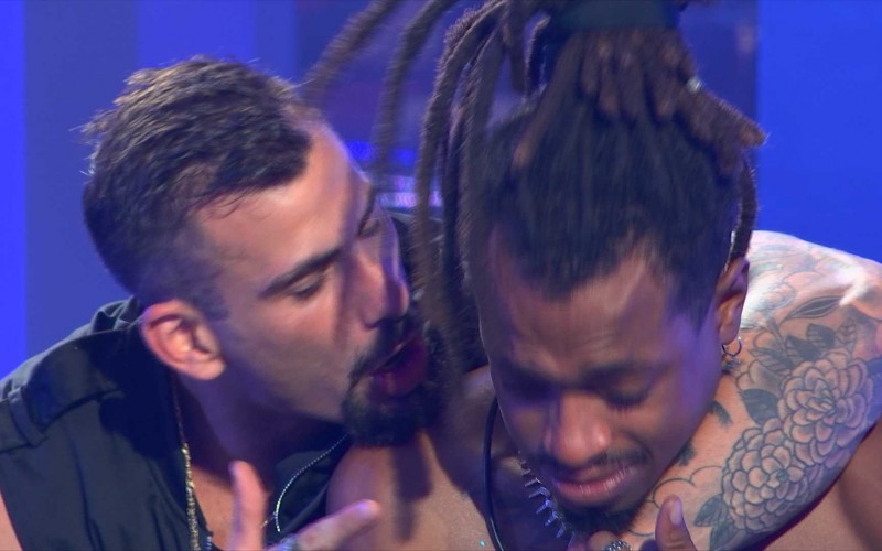 Luigi chora, diz que se