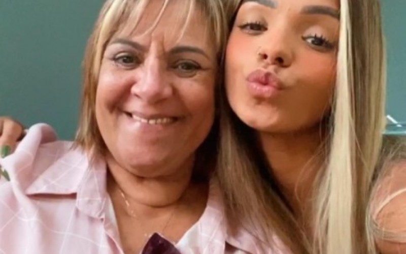 Mãe de Brunna Gonçalves, do BBB22, comenta a entrada da filha no reality: