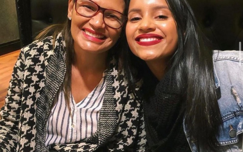 Mãe de Gleici, do