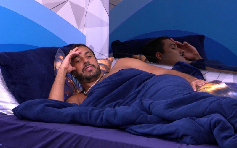 Maike faz pedido a Renata no BBB 25: