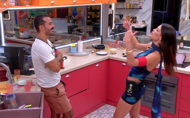 Mateus e Vitória Strada conversam sobre sisters: