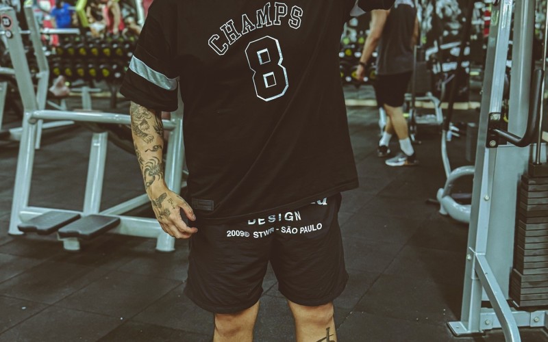 MC Binn conta que passou por efeito rebote depois de focar na dieta após o BBB 24: