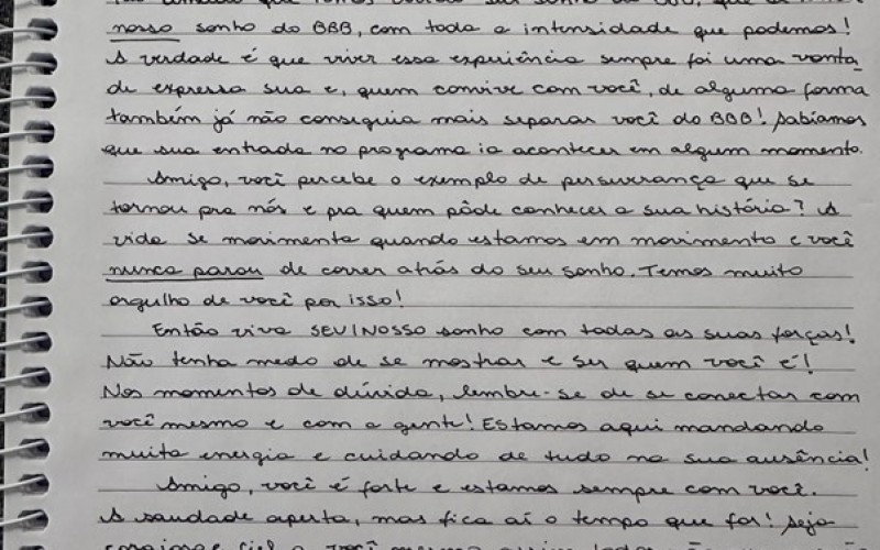 Michel lê carta escrita por amigos triturada no Sincerão do BBB 24:
