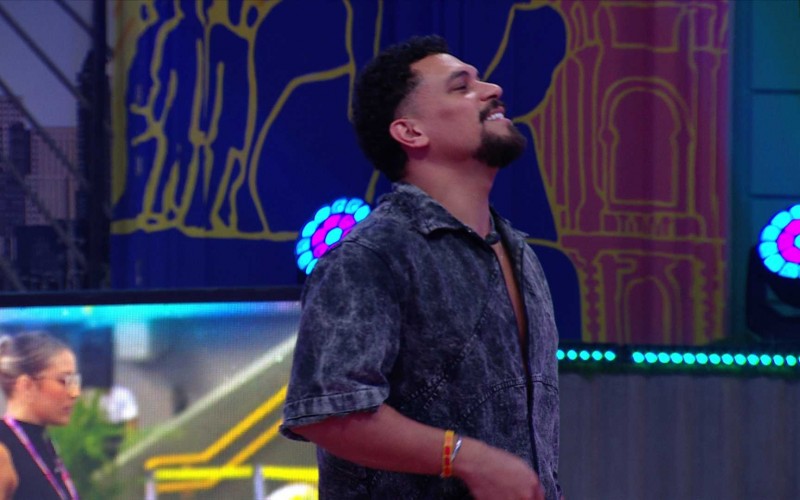 Música composta para Aline toca em Festa da LÃder Renata no BBB 25