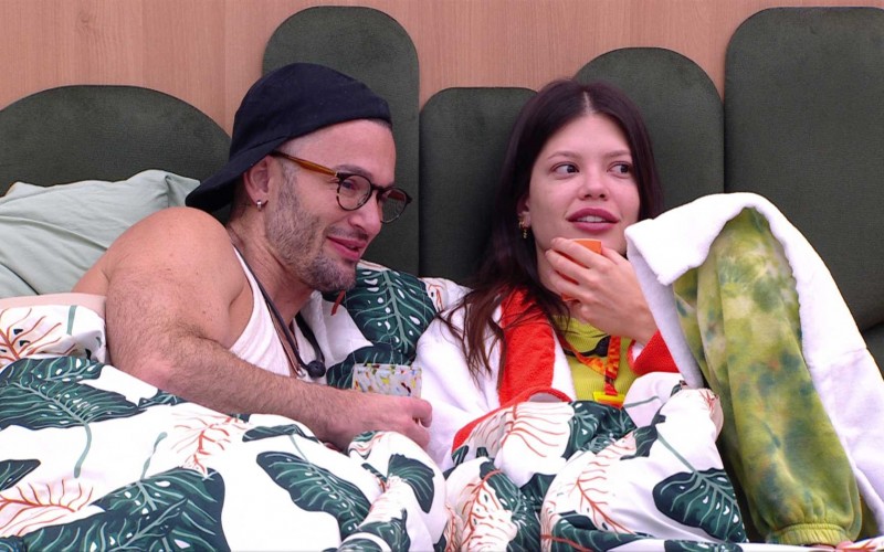 Na manhã após Sincerão, Vitória Strada dispara: