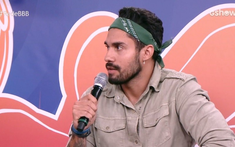 Na Mesa BBB, Arcrebiano cogita possíveis indicações da nova Líder Karol Conká no BBB21