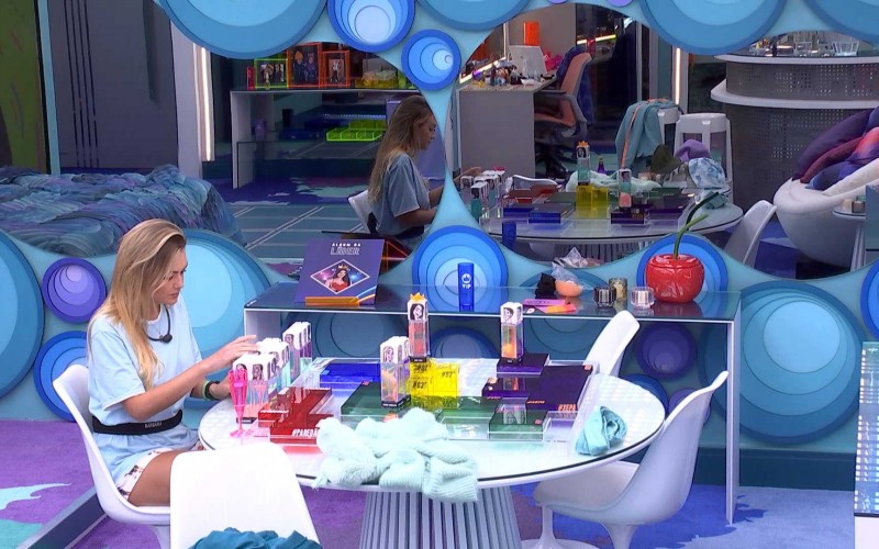 No BBB 22, Bárbara monta jogada no Quarto do Líder e afirma: