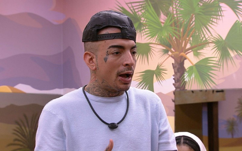 No BBB 23, MC Guimê reúne participantes para fechar votos em uma dupla no próximo Paredão