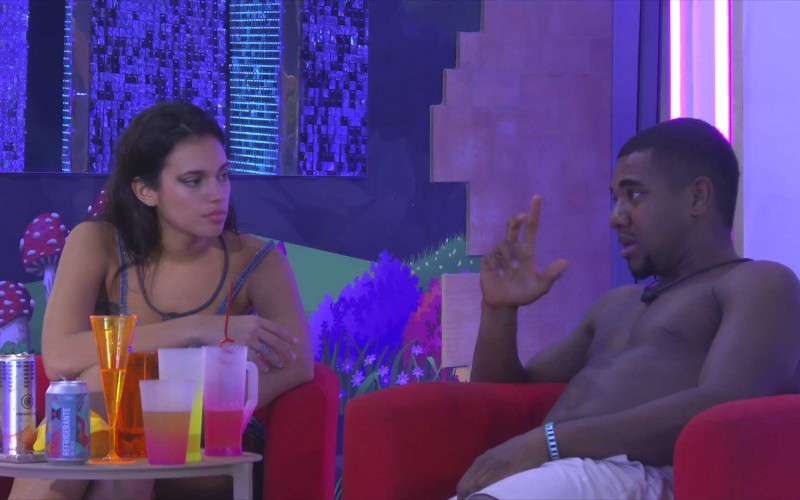 No BBB 24, Davi alerta Alane sobre Leidy Elin e sister rebate:
