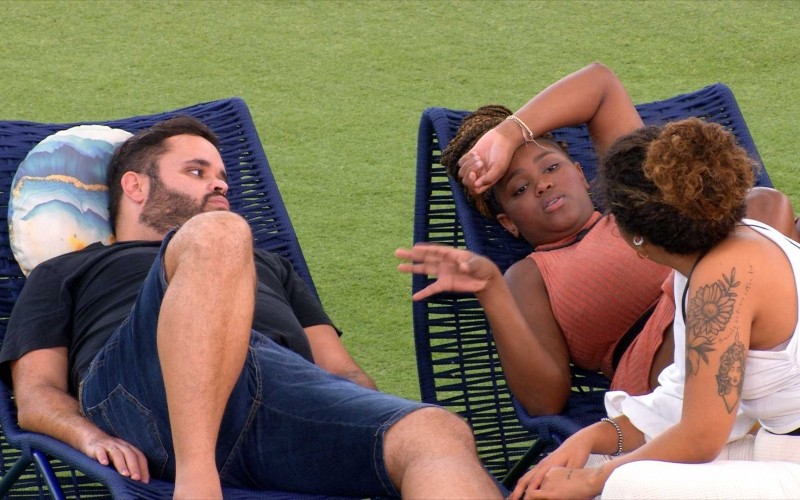 No BBB 24, Michel desabafa sobre conversa com brother e Pitel aconselha: