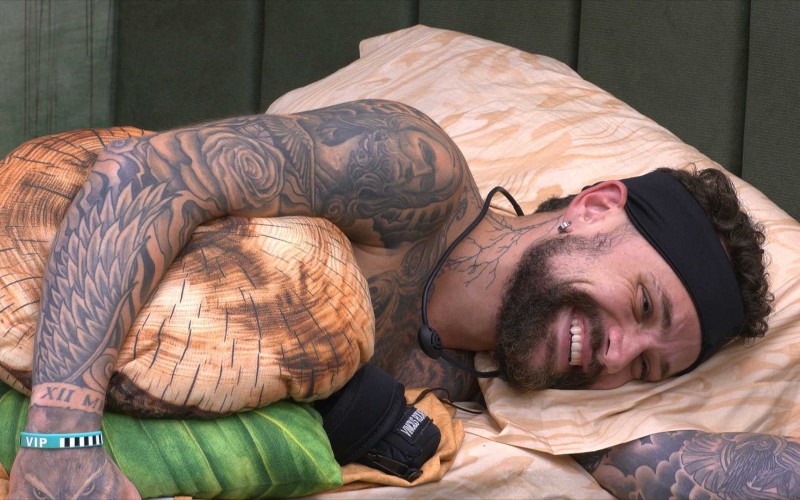 No BBB 24, Vinicius diz que espera