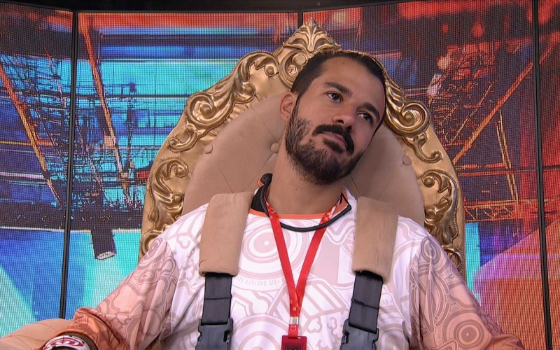 No Castigo do Monstro, Mateus ensaia discurso para voto em sister no BBB 25: