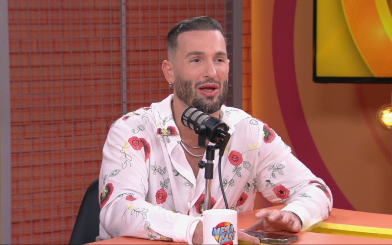 No Mesacast BBB, Diego Hypolito revela se entraria em grupo do WhatsApp do BBB 25