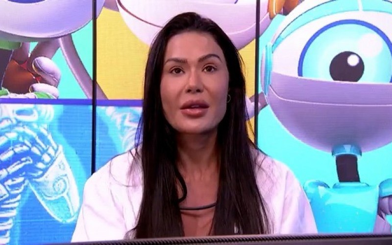 No Raio-X, Gracyanne Barbosa lamenta resultado de Paredão: