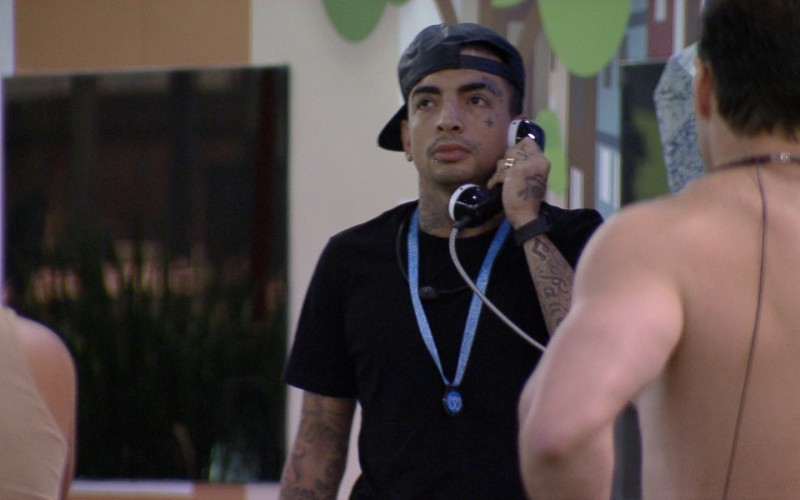 O que é o Poder Supremo de MC Guimê, que atendeu ao Big Fone do BBB 23
